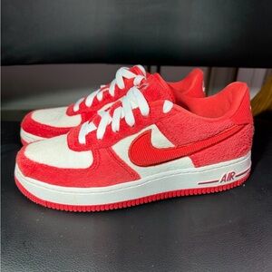 Nike Air Force 1 Low red white Valentine’s Day 2023 FZ3552-612 Sz 5Y